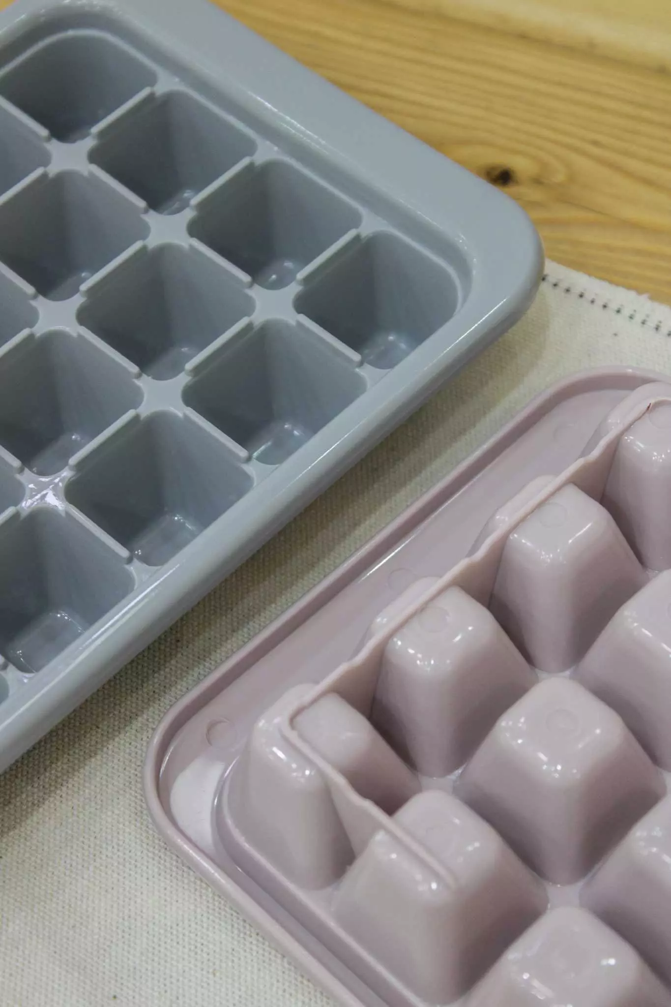 قالب یخ مربع لیمون