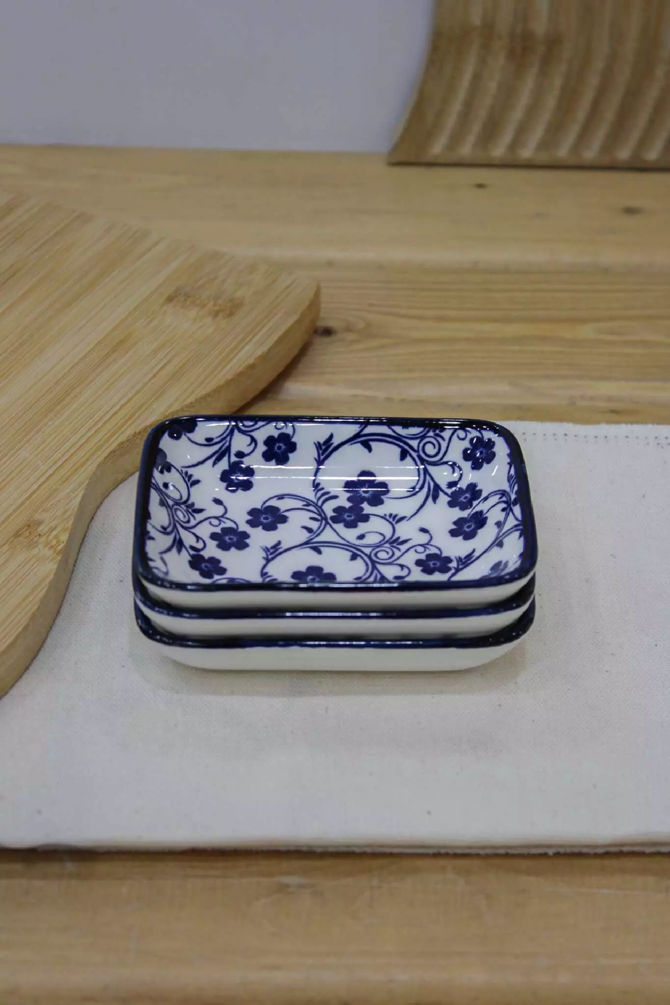 مزه خوری مستطیل گل آبی