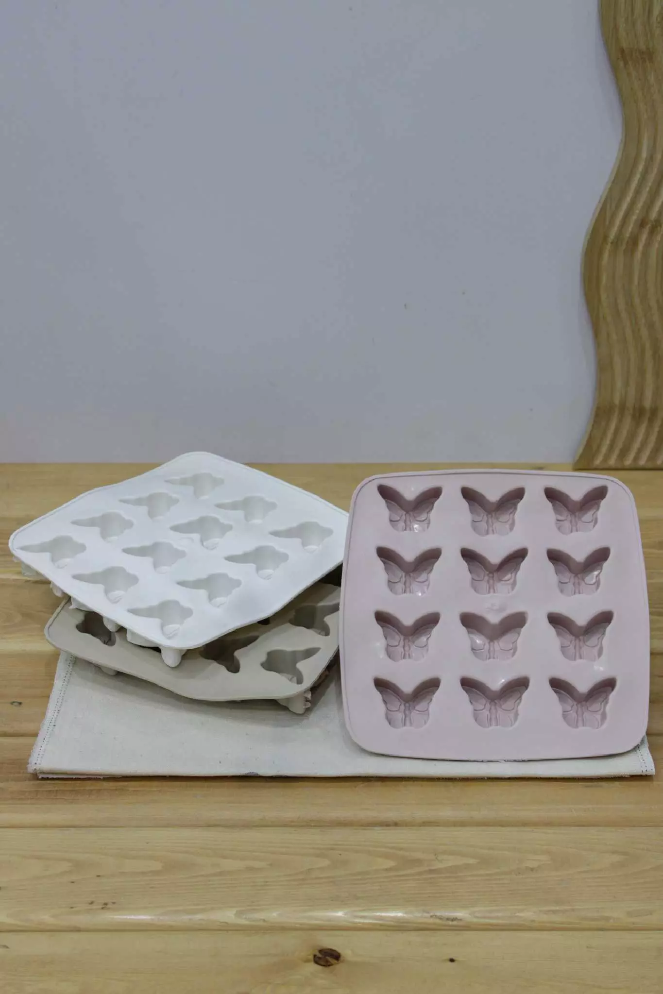 قالب یخ وژله پروانه سیلیکونی