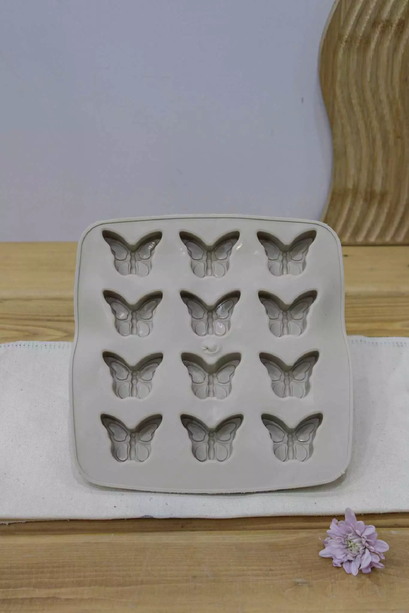 قالب یخ وژله پروانه سیلیکونی