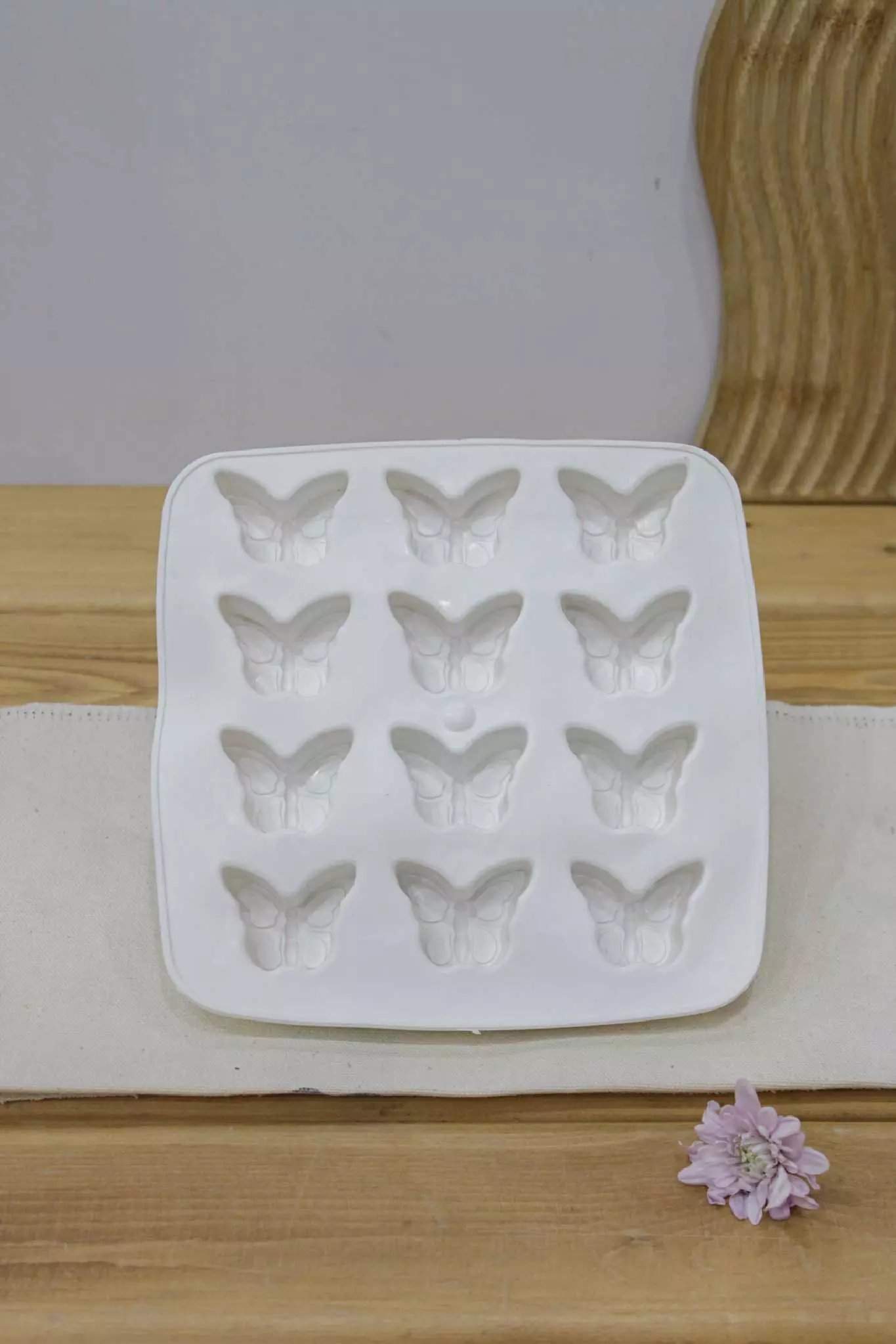 قالب یخ وژله پروانه سیلیکونی