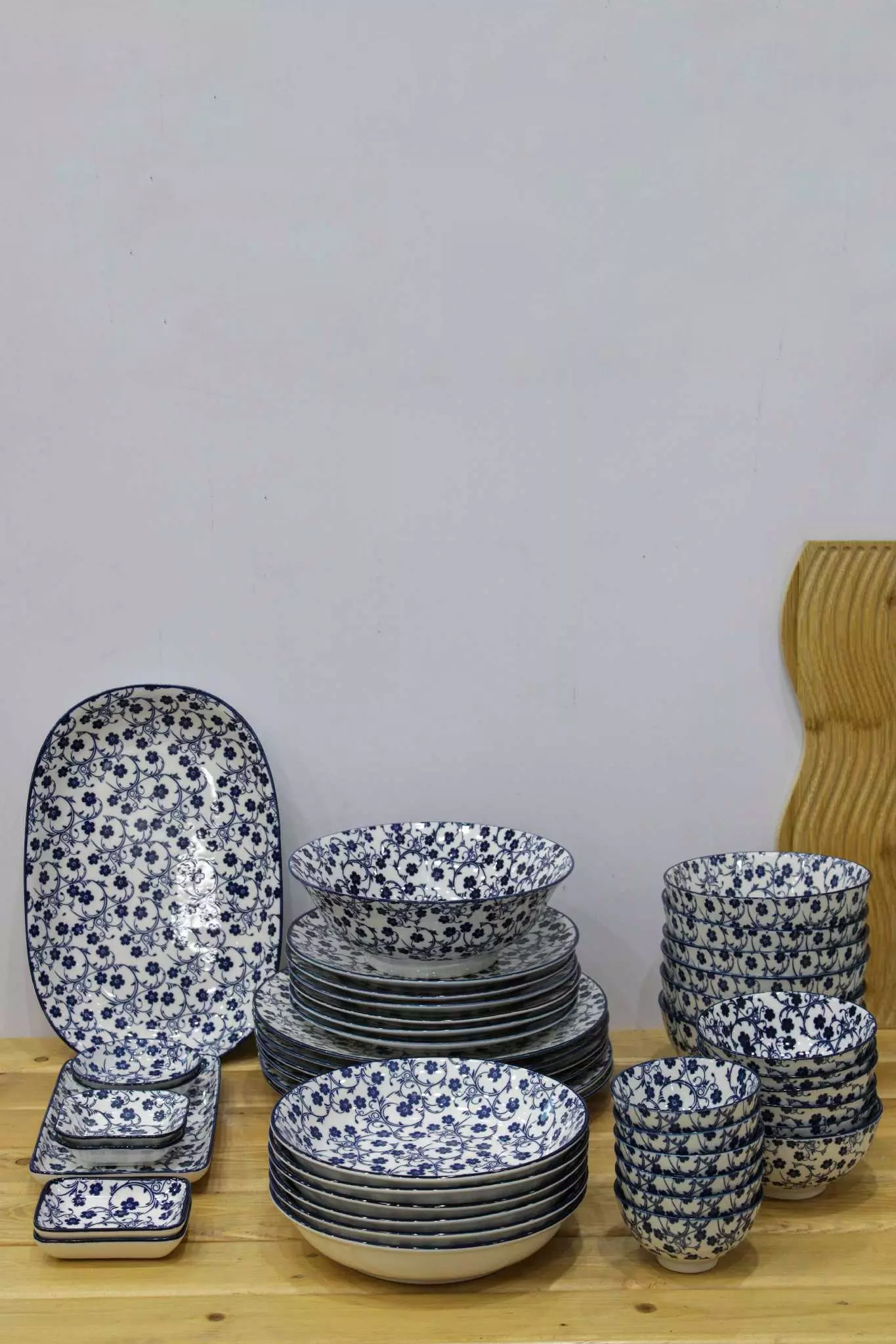 سرویس غذاخوری 45 پارچه گل آبی
