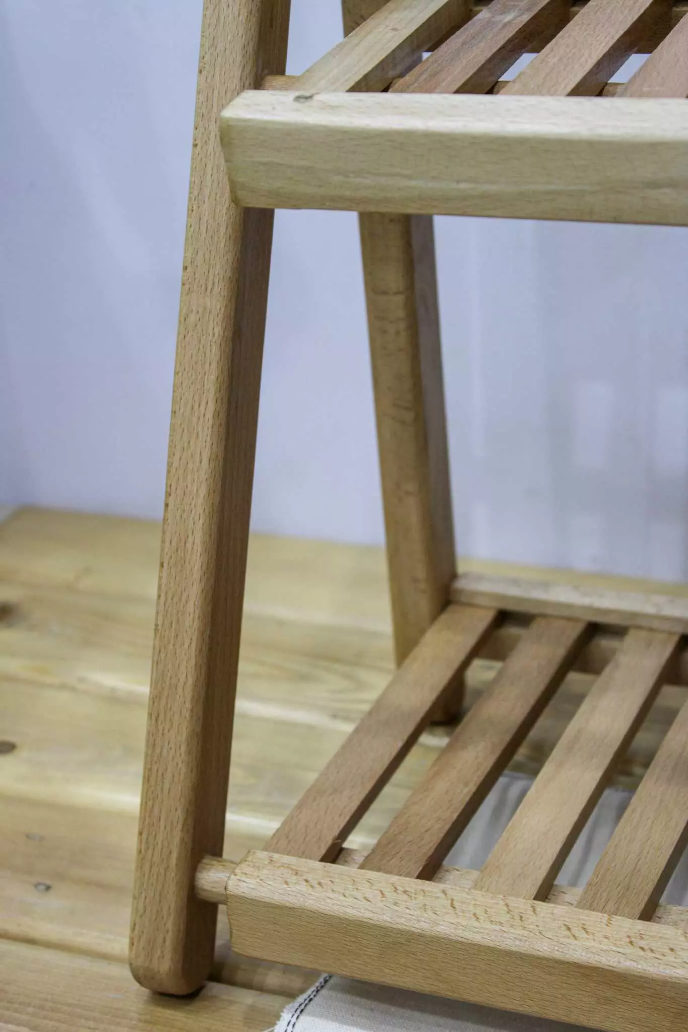 استند دو طبقه راش