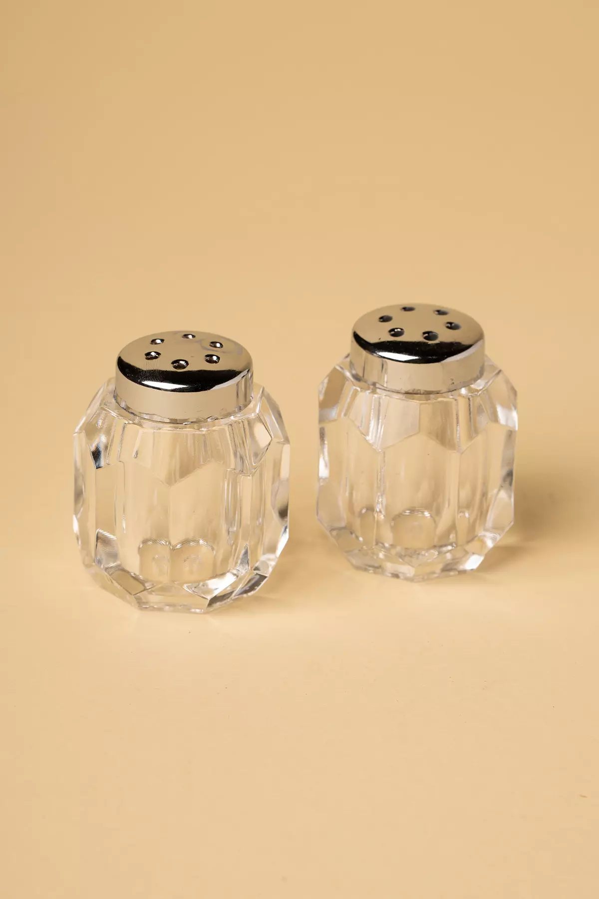 نمکدان اطلس