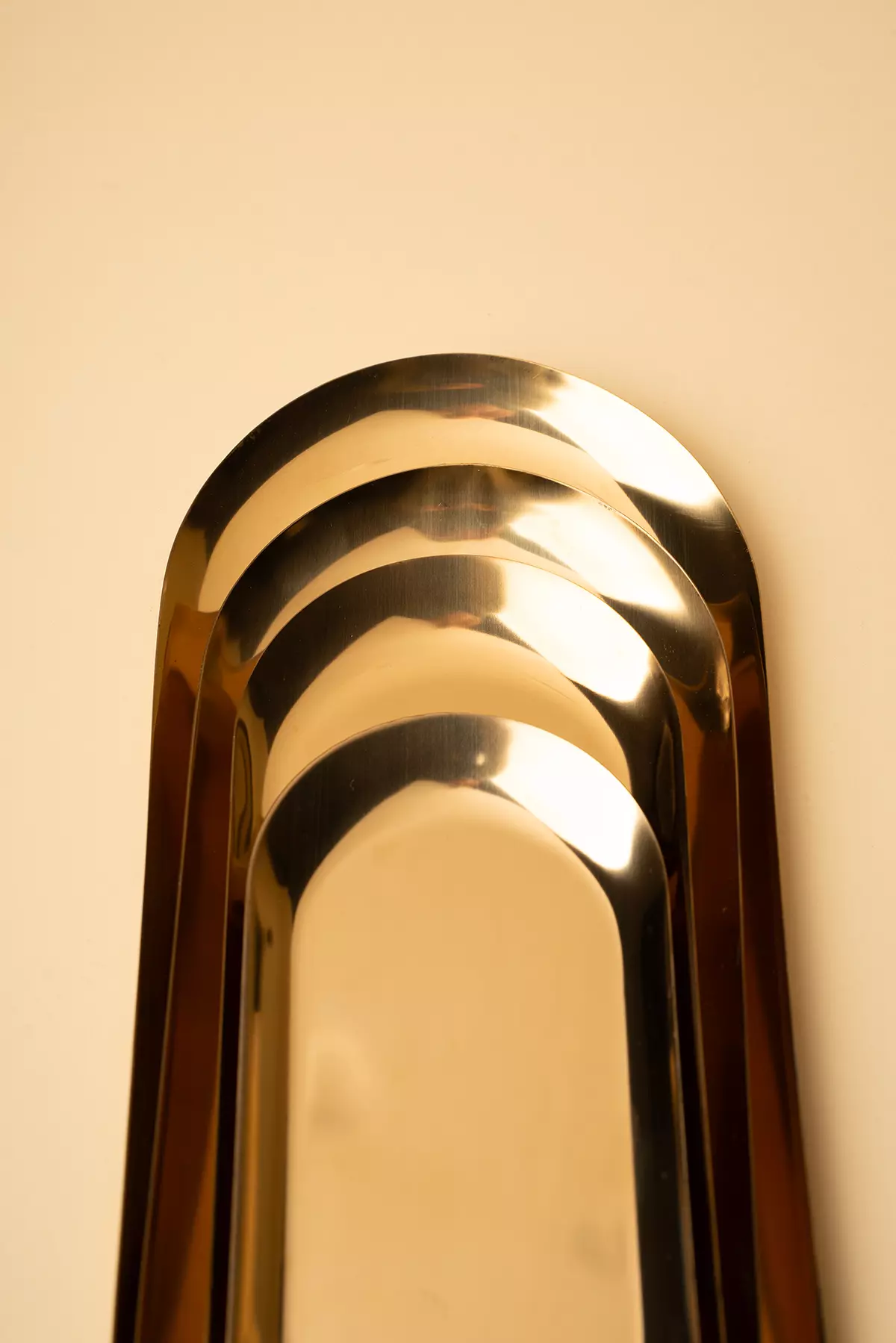 سینی بیضی طلایی