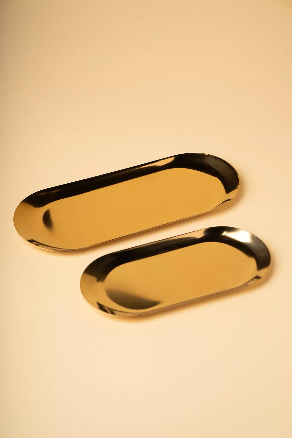 سینی بیضی طلایی