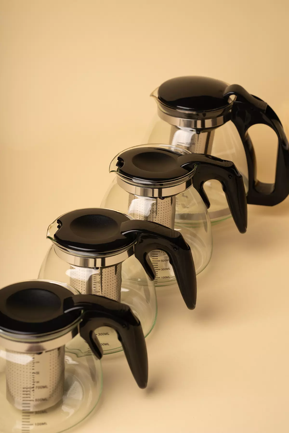 قوری پیرکس دسته مشکی