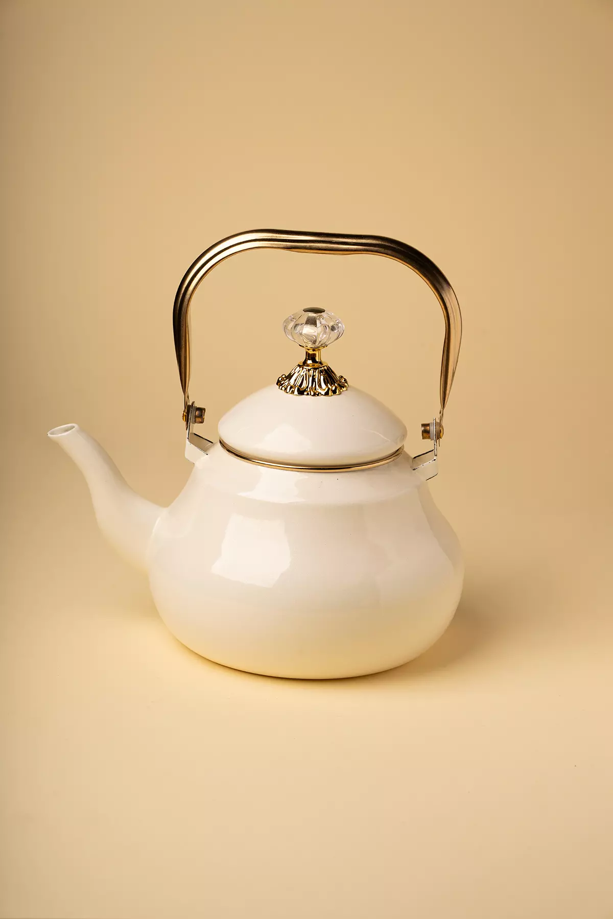 کتری لعابی کرم