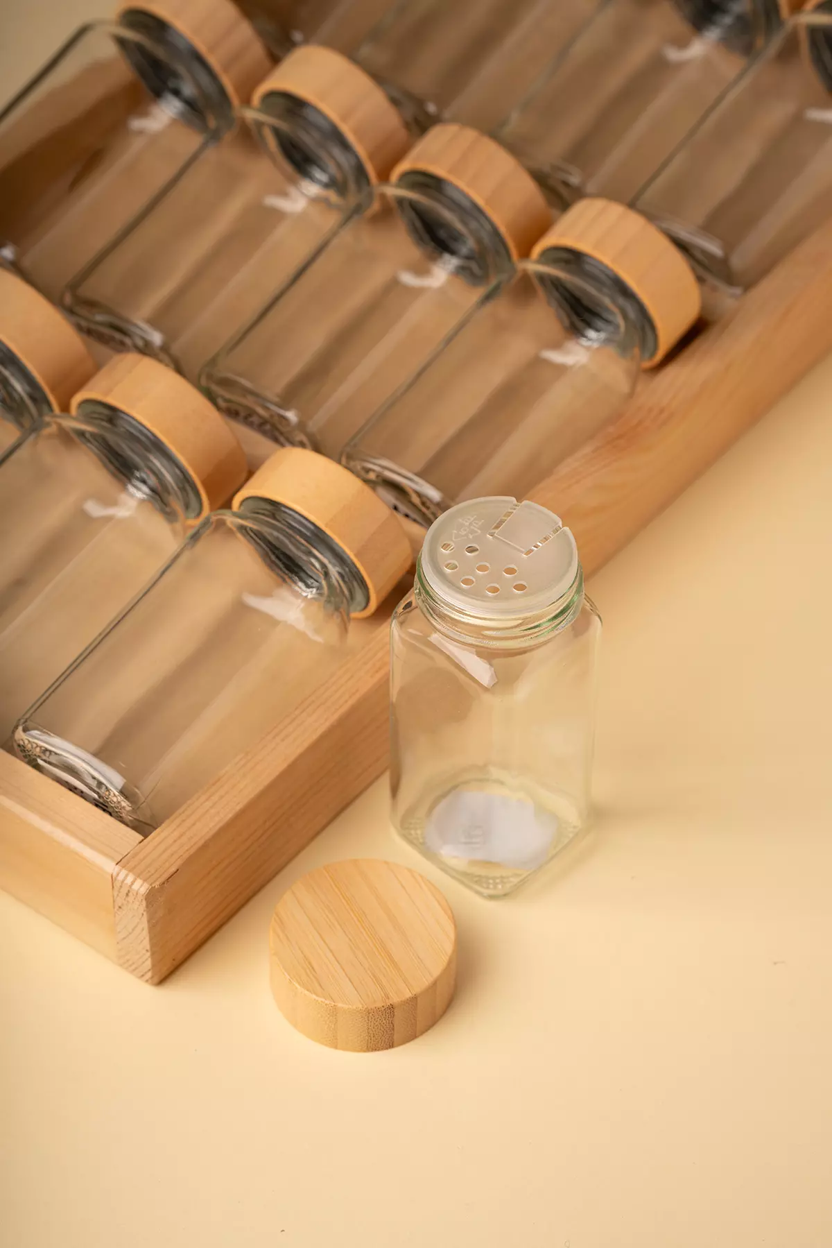 ست ۱۲ عددی مکارتی درب بامبو دوکاره پایه چوبی کشو