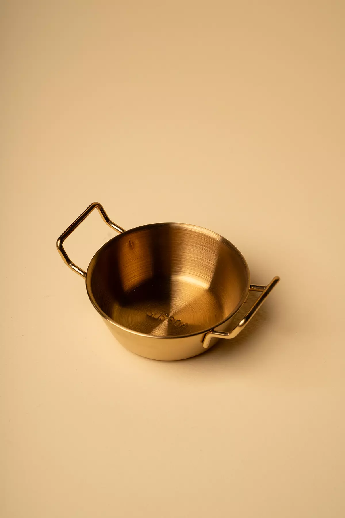 سرو طلایی دسته دار