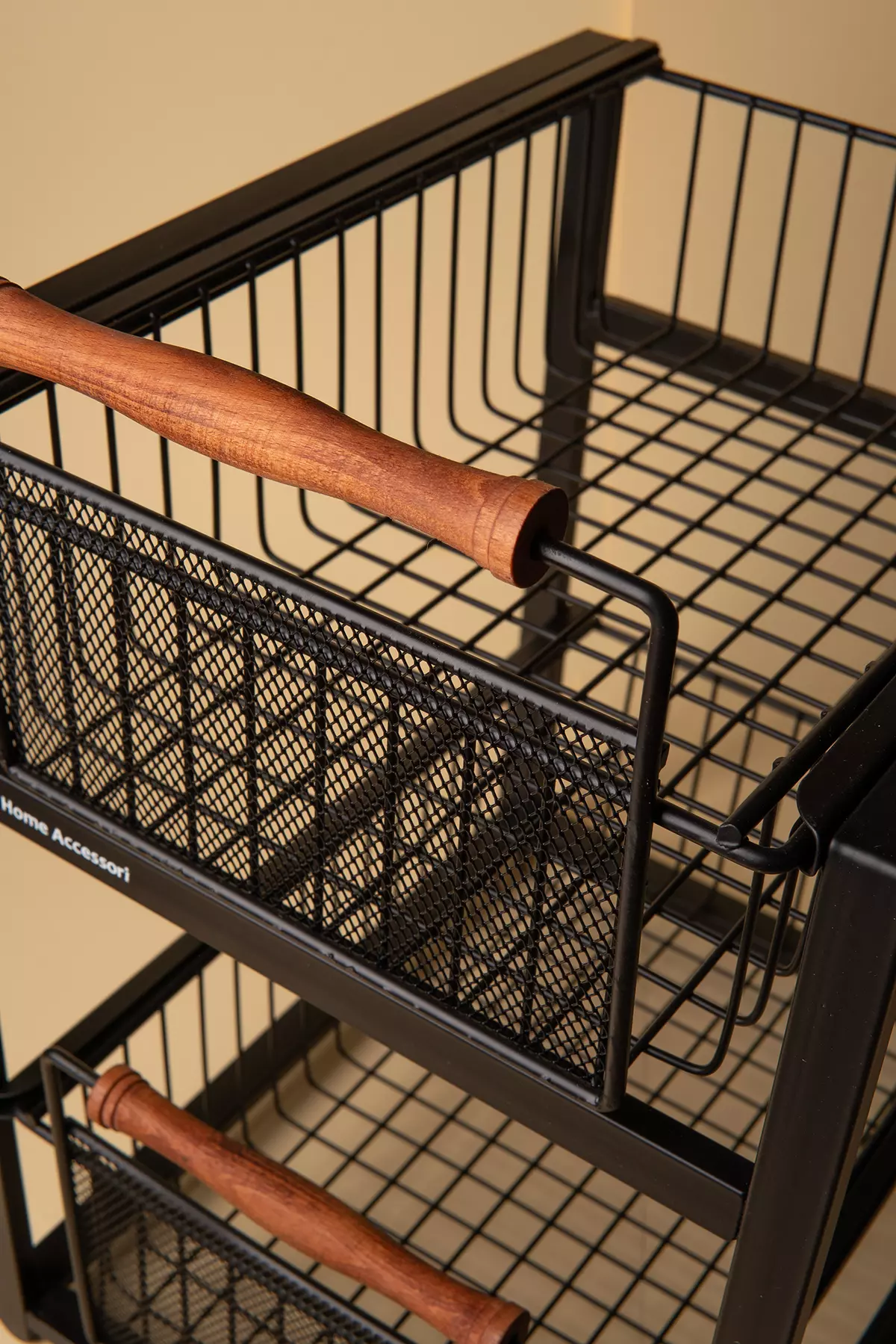 نظم دهنده زیر سینک