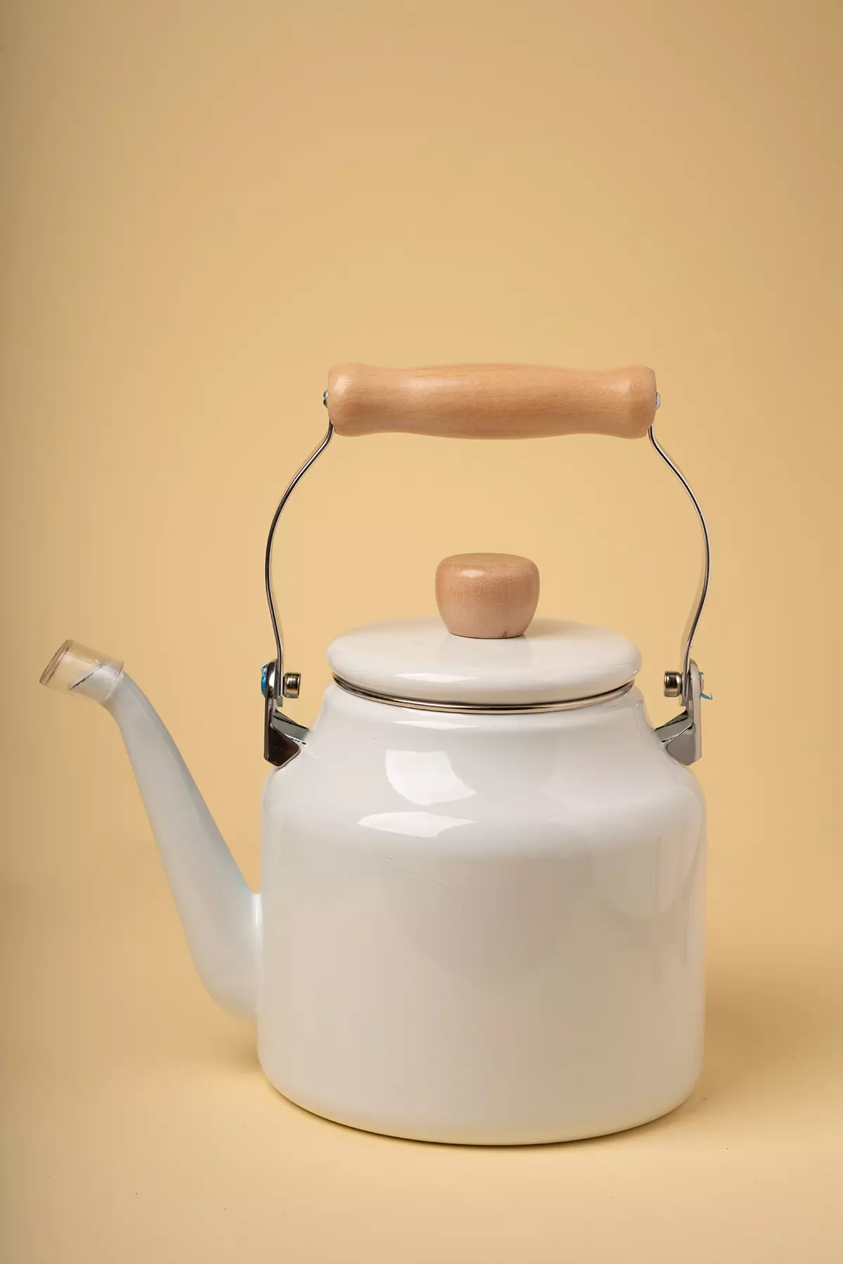 کتری لعابی سفید