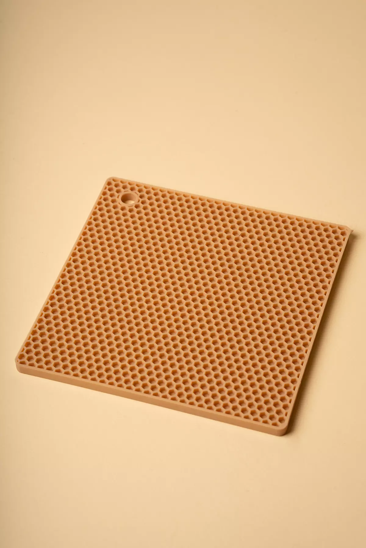 زیر قابلمه سیلیکونی کندو