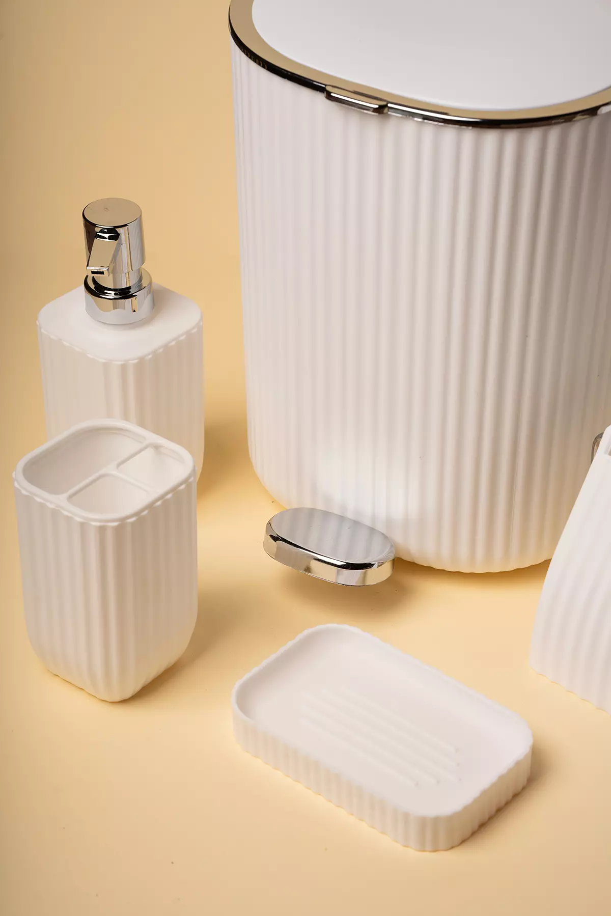 ست بهداشتی پدال دار