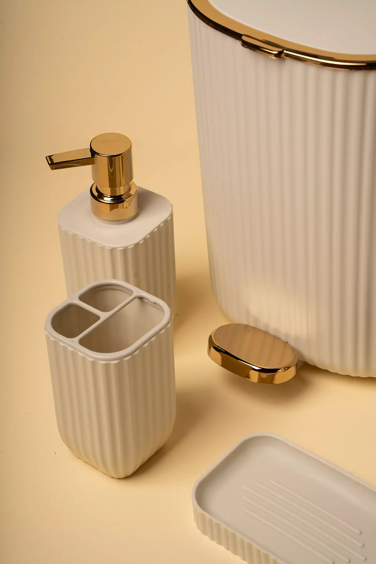 ست بهداشتی پدال دار