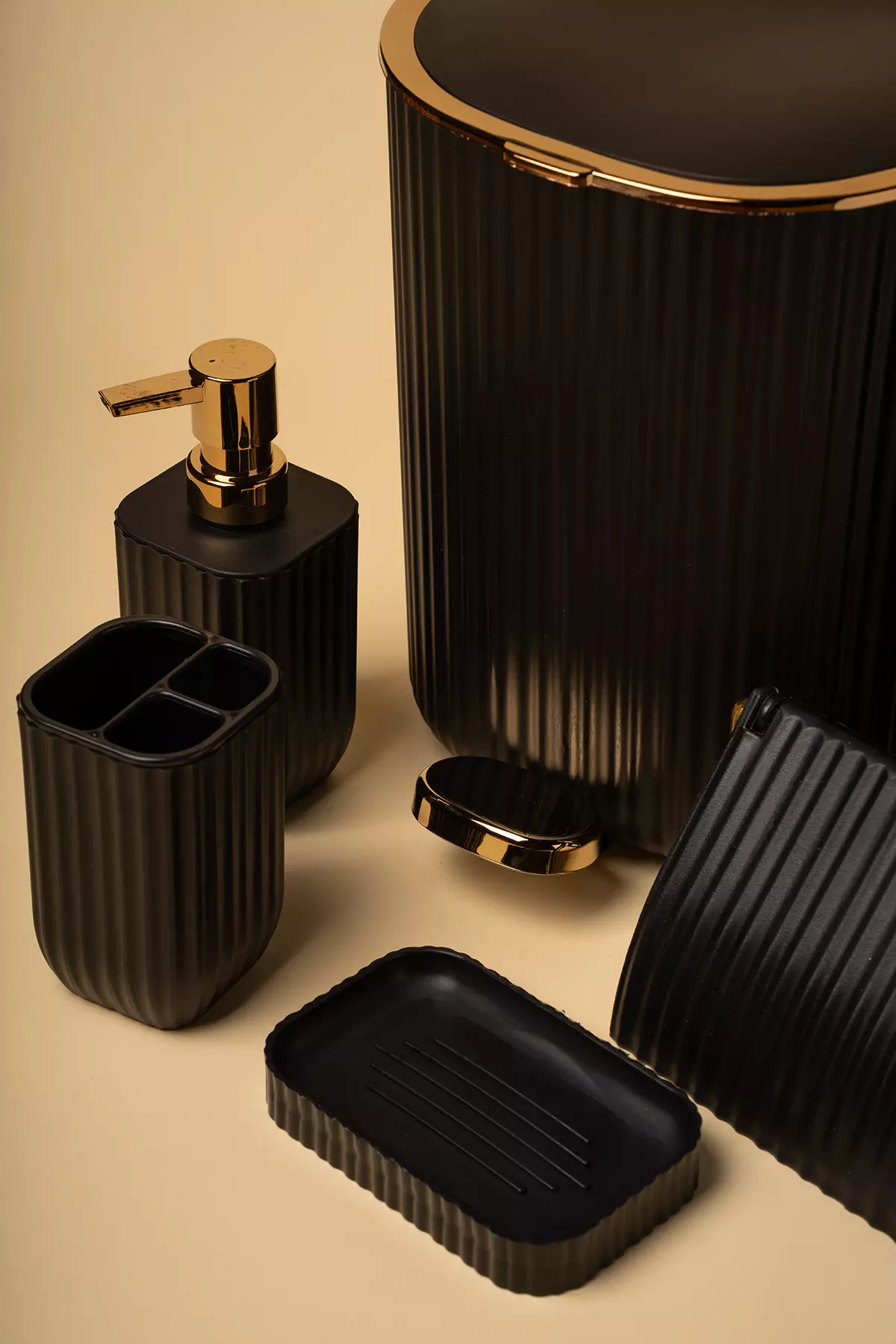 ست بهداشتی پدال دار