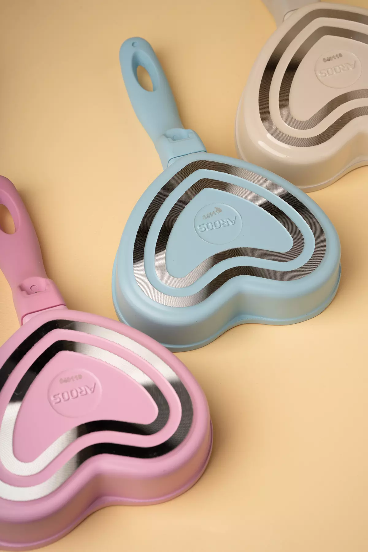 تابه قلبی کوچک عروس