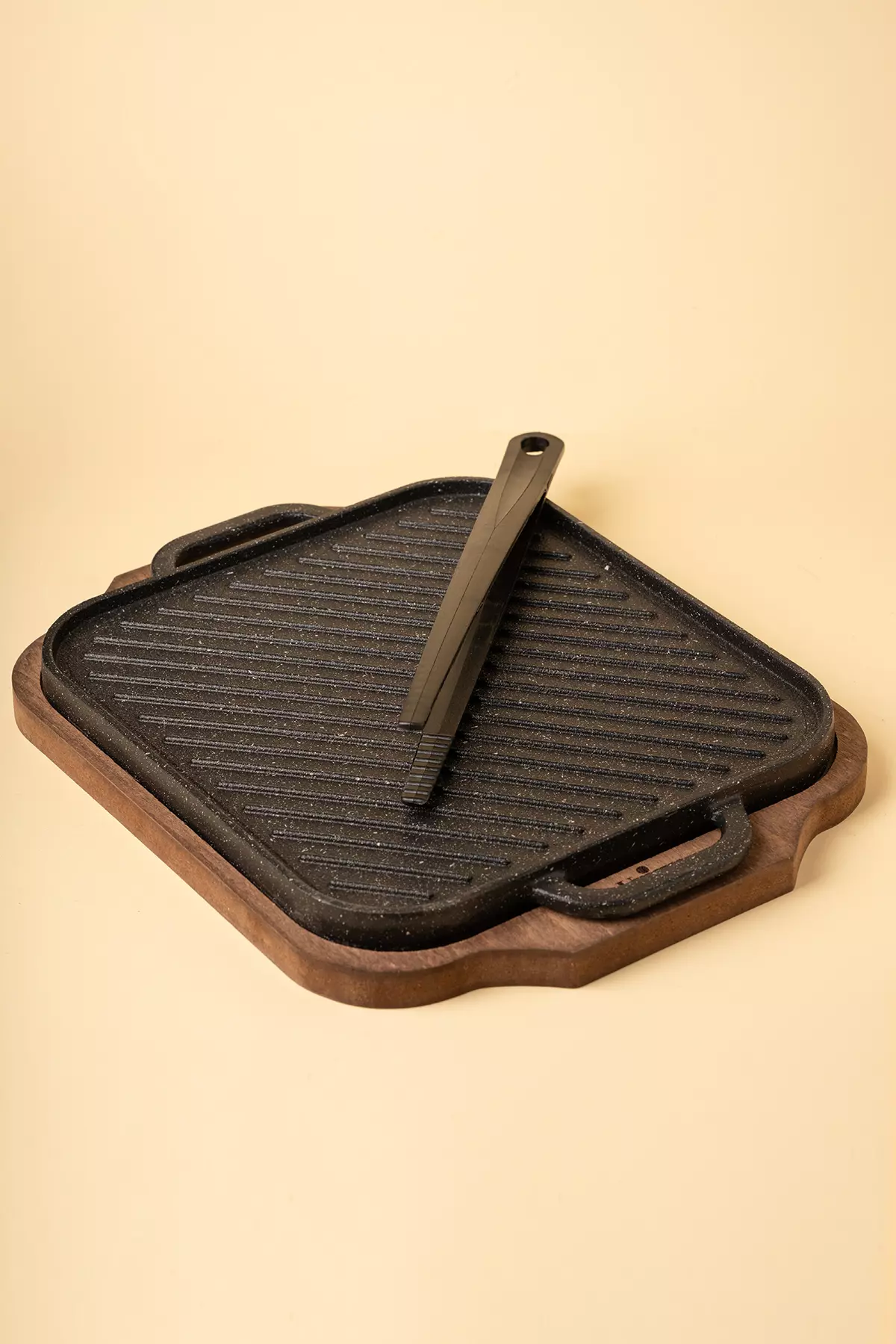 تابه گریل چدن یونیک