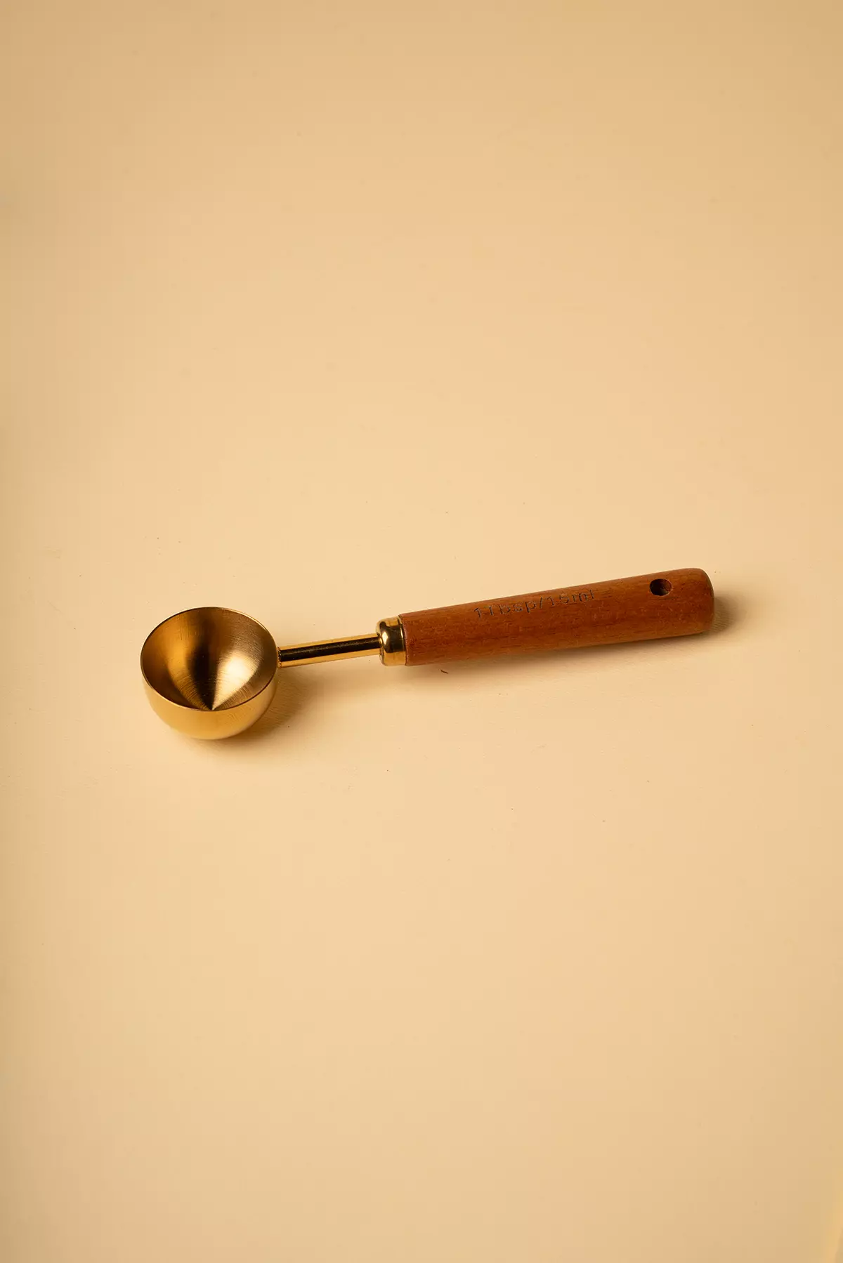 پیمانه سرگرد طلایی