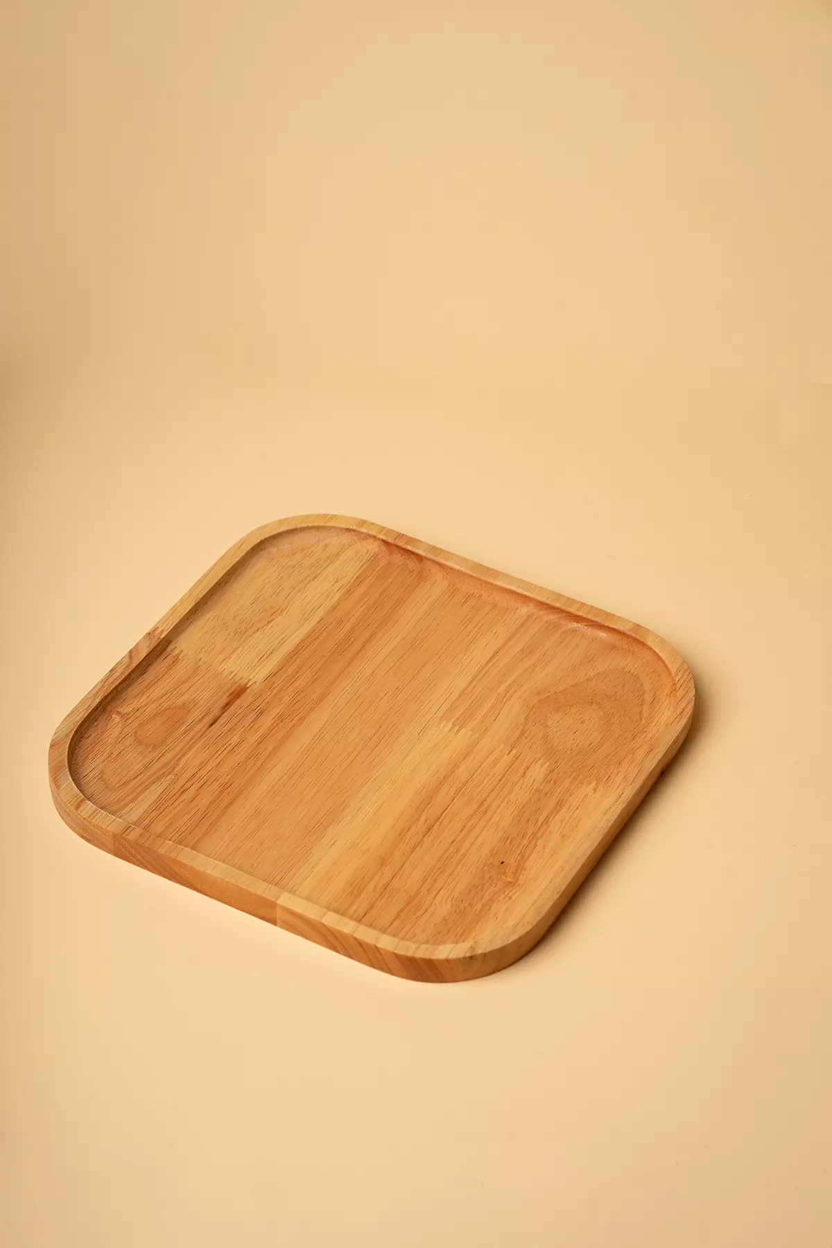 پیش دستی رابروود