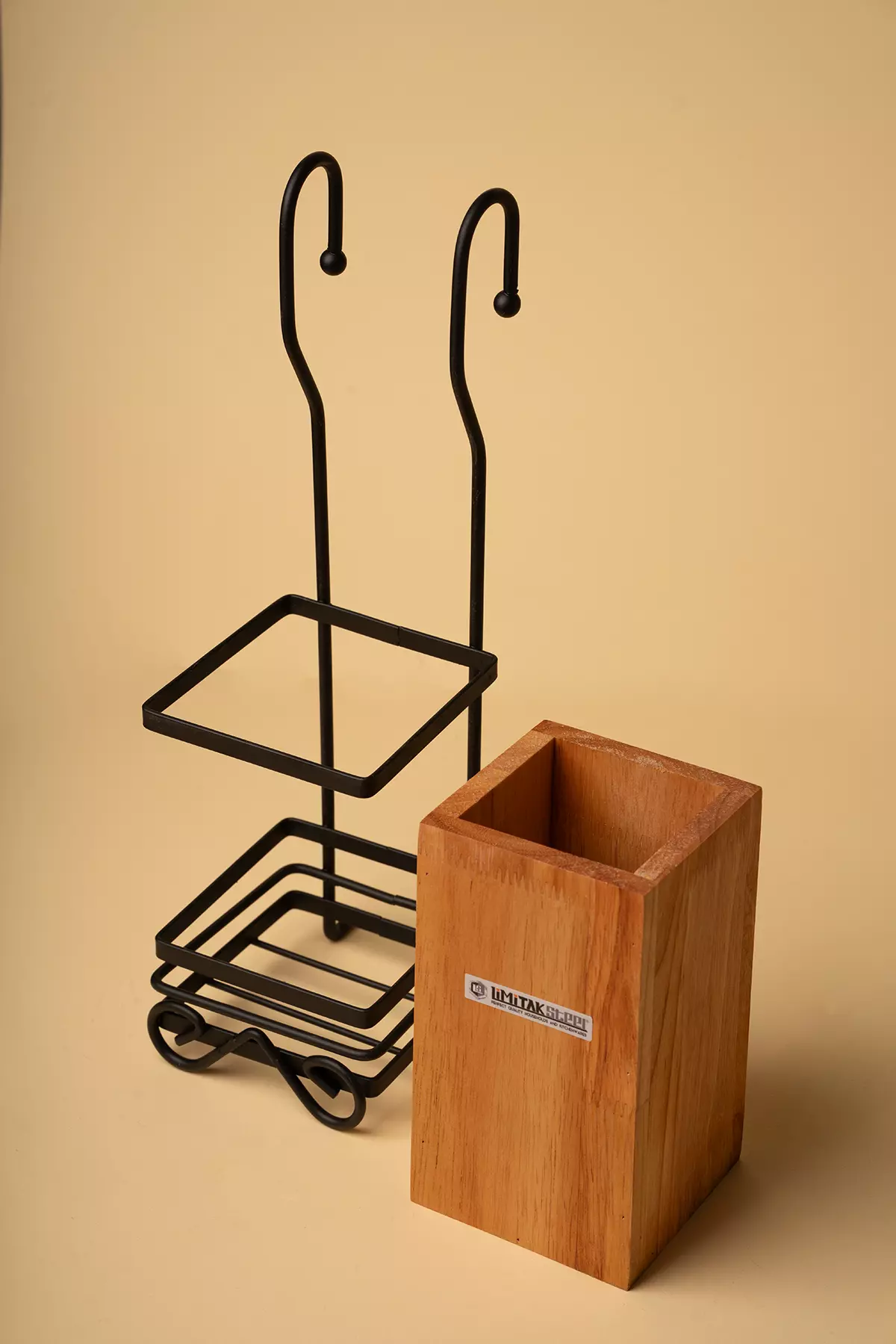 جا قاشقی تک قلو صبا