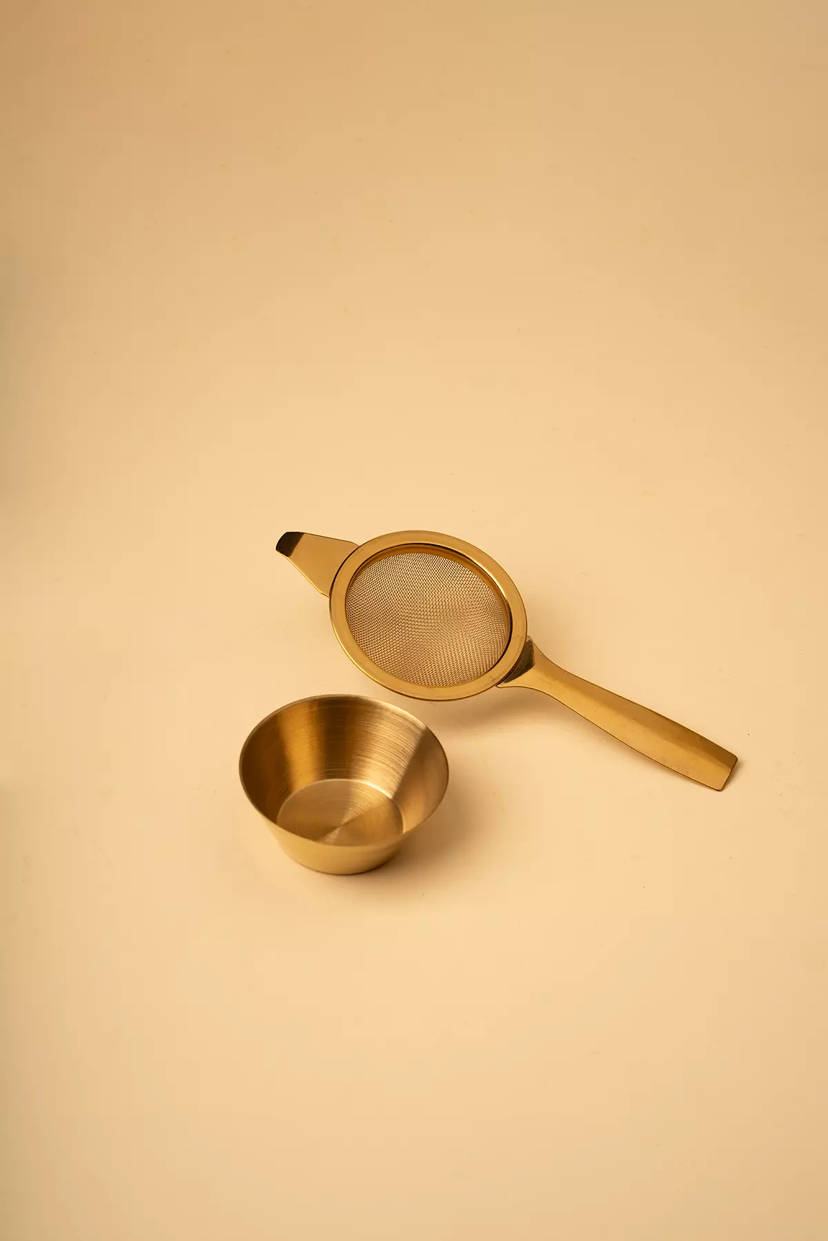 صافی چای پایه دار دسته بلند