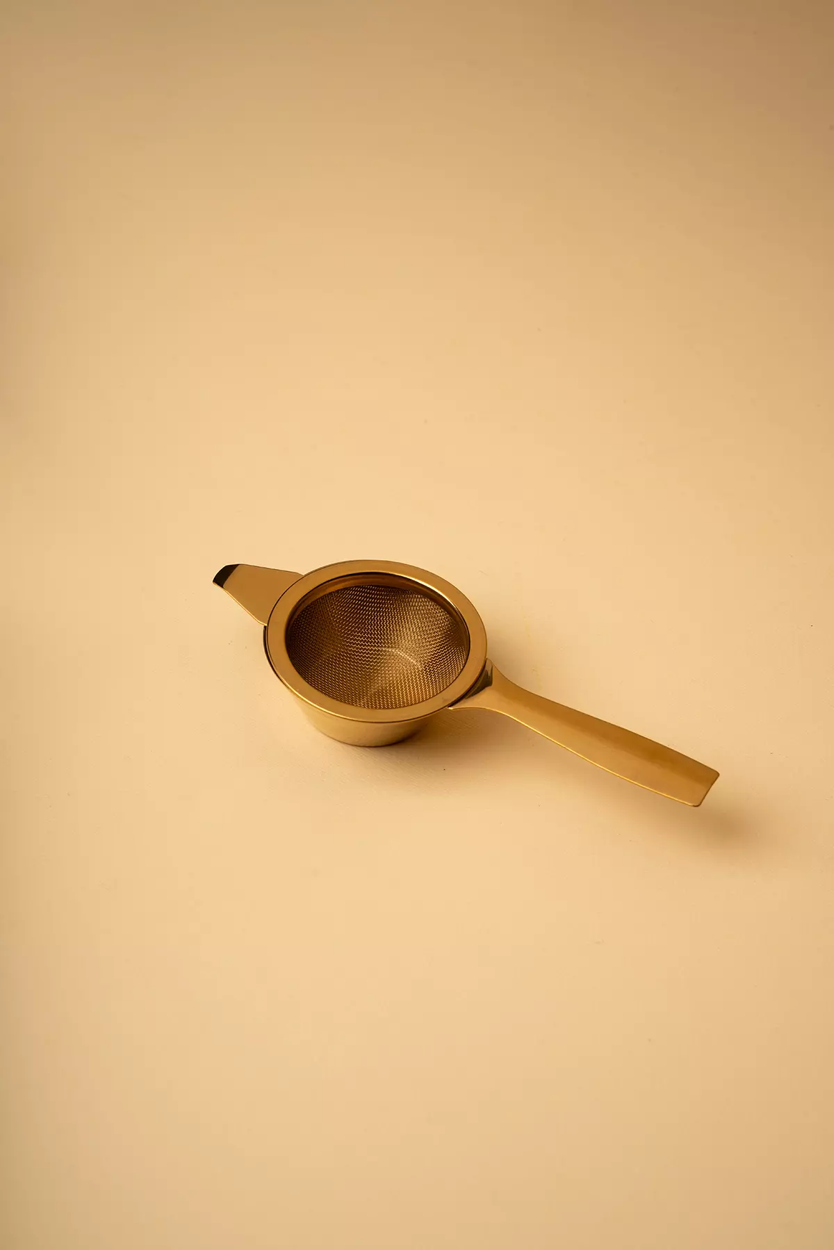 صافی چای پایه دار دسته بلند