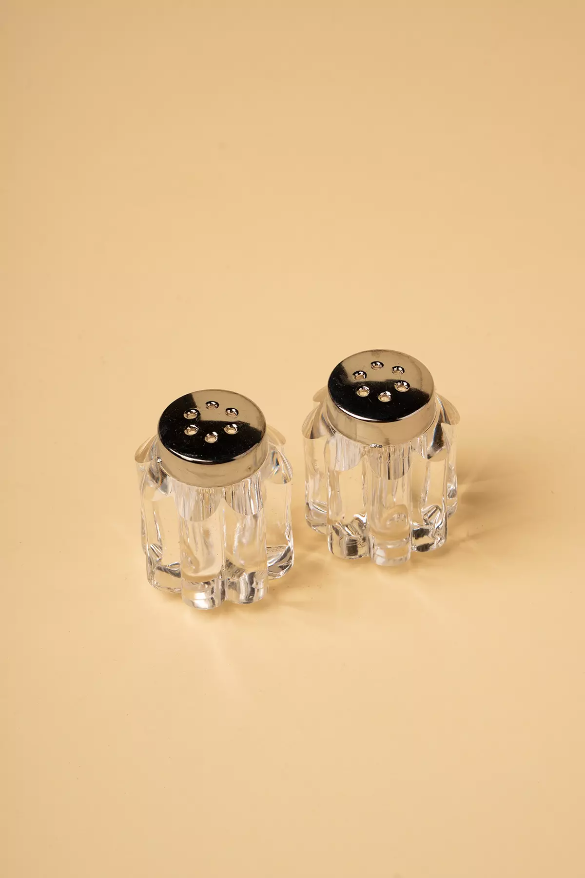 نمکدان چهارگوش