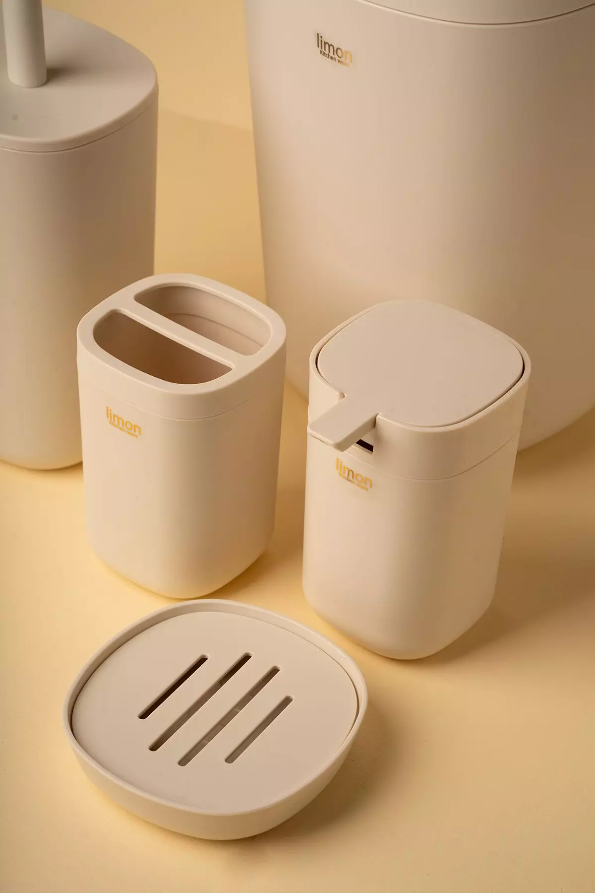 ست بهداشتی مینیمال لیمون