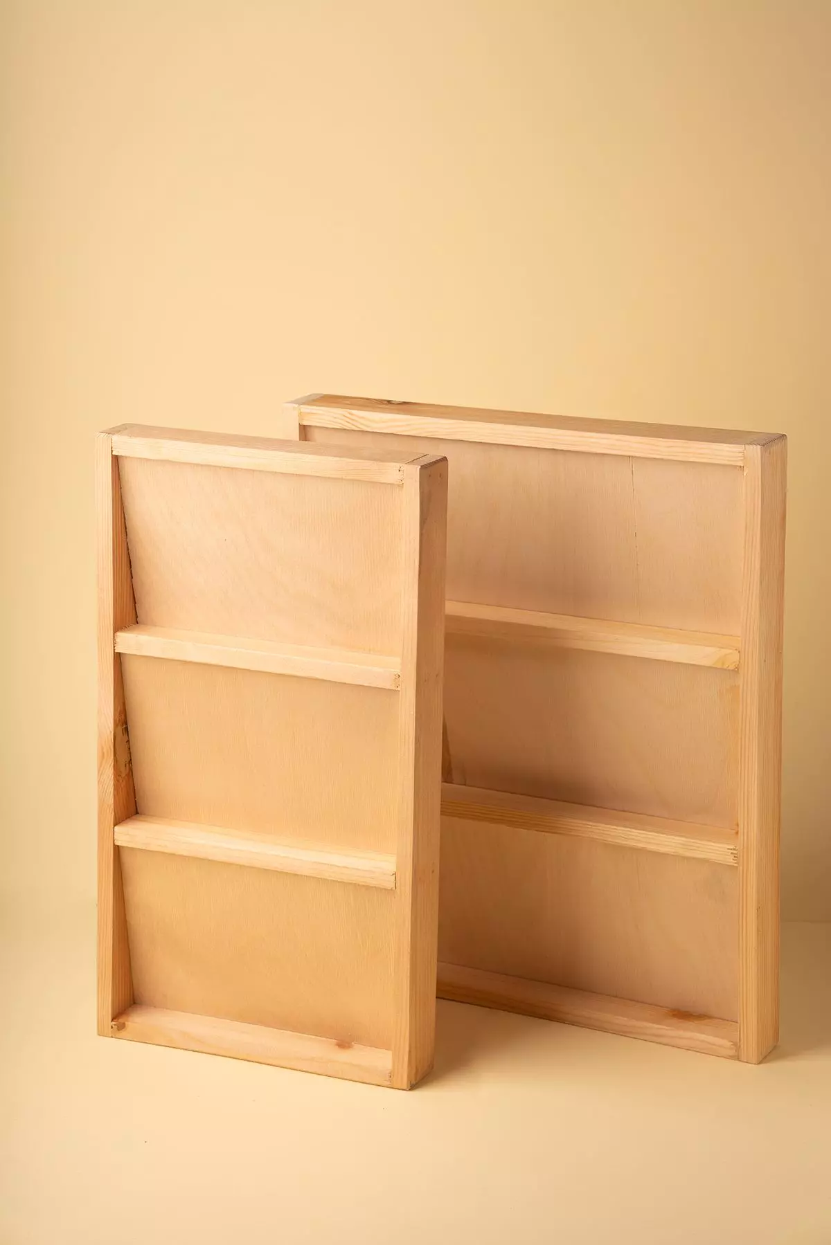 پایه مکارتی چوبی