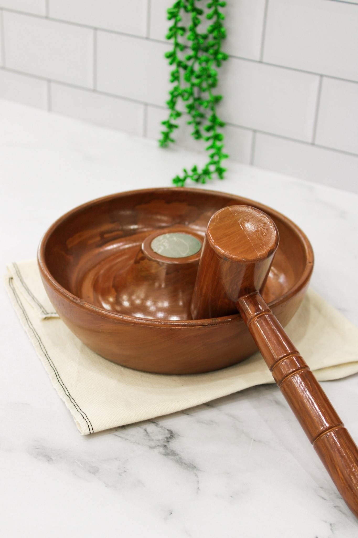 گردوشکن طرح چوب