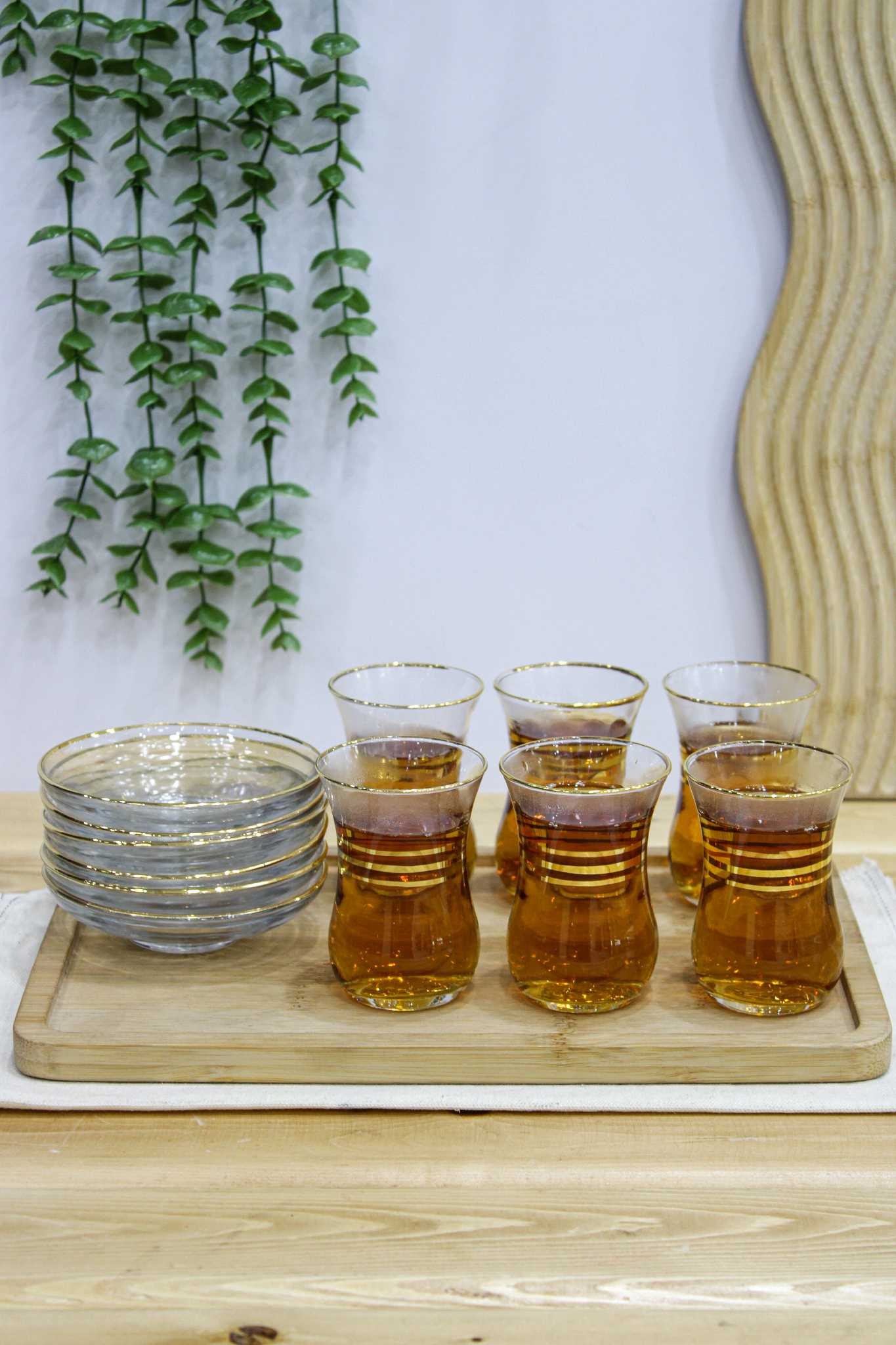 ست چای خوری پیرکس کمر باریک لب طلا
