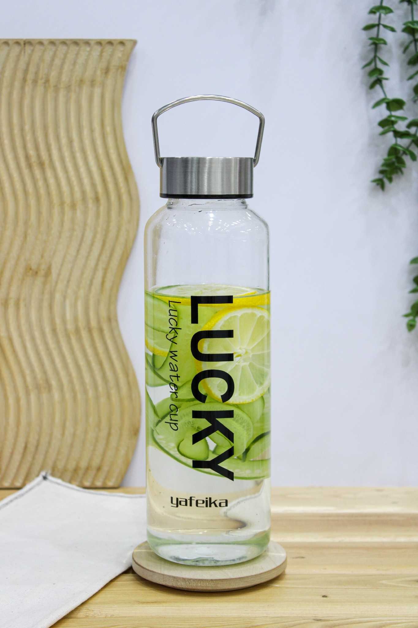 بطری آب پیرکس lucky
