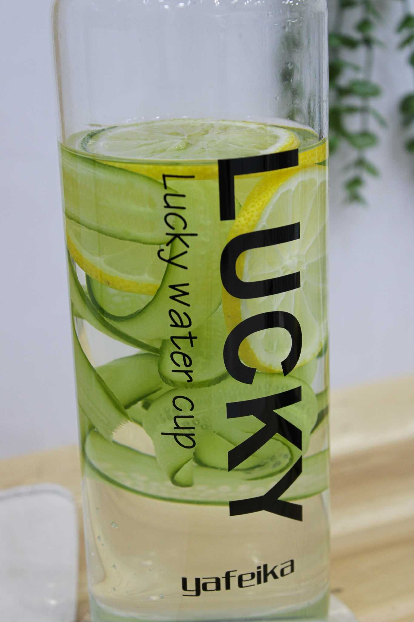 بطری آب پیرکس lucky