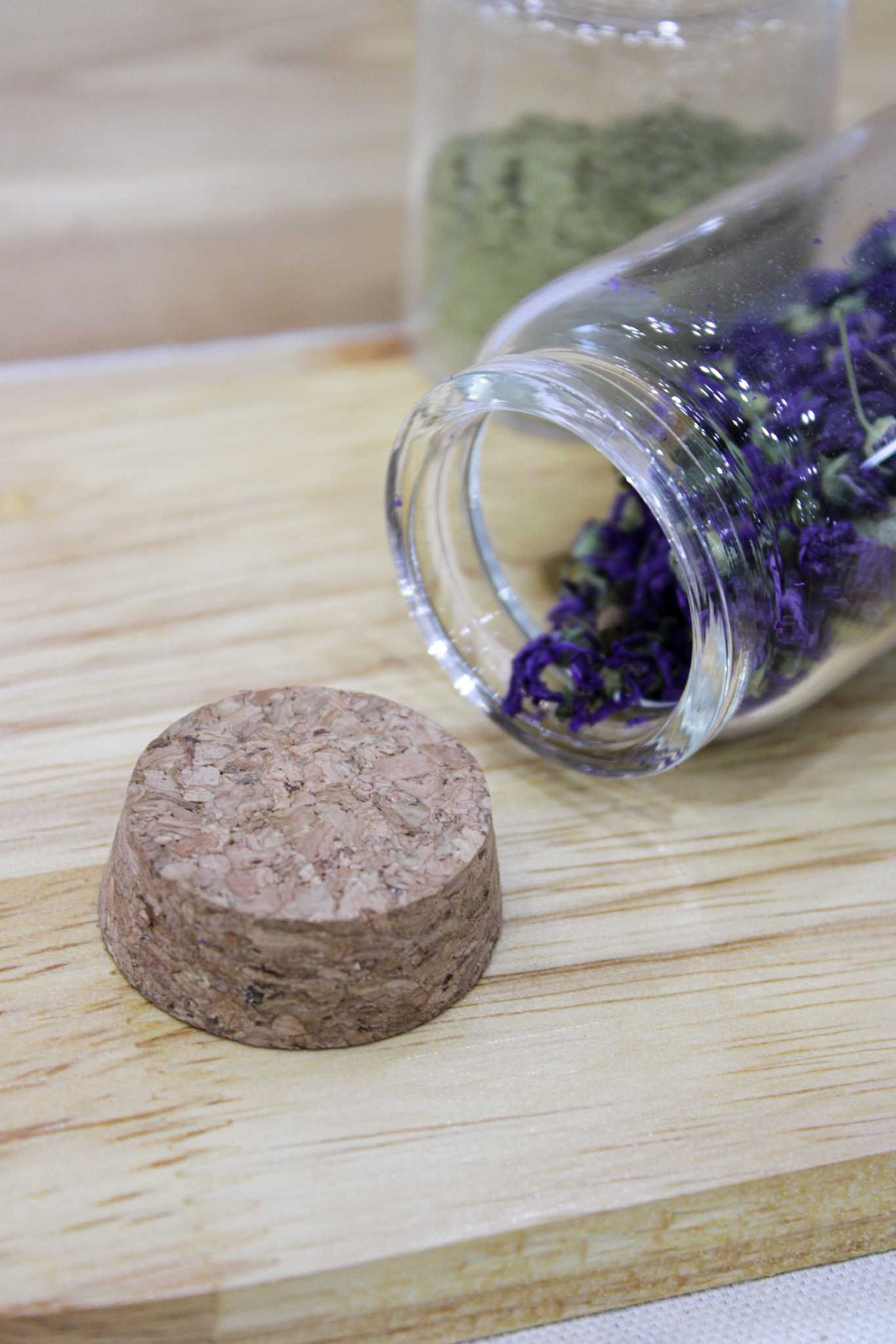 بانکه ادویه چوب پنبه پیرکس