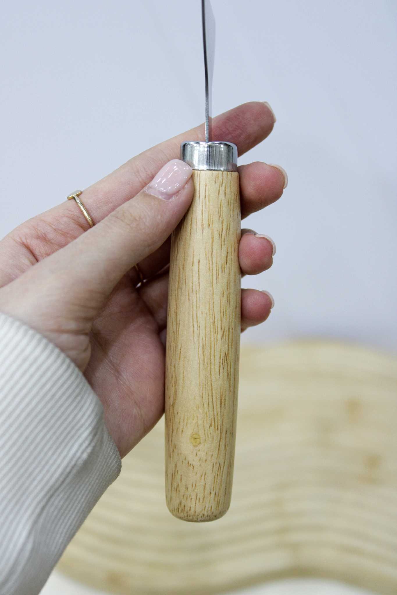 کفگیر کیک دسته چوبی