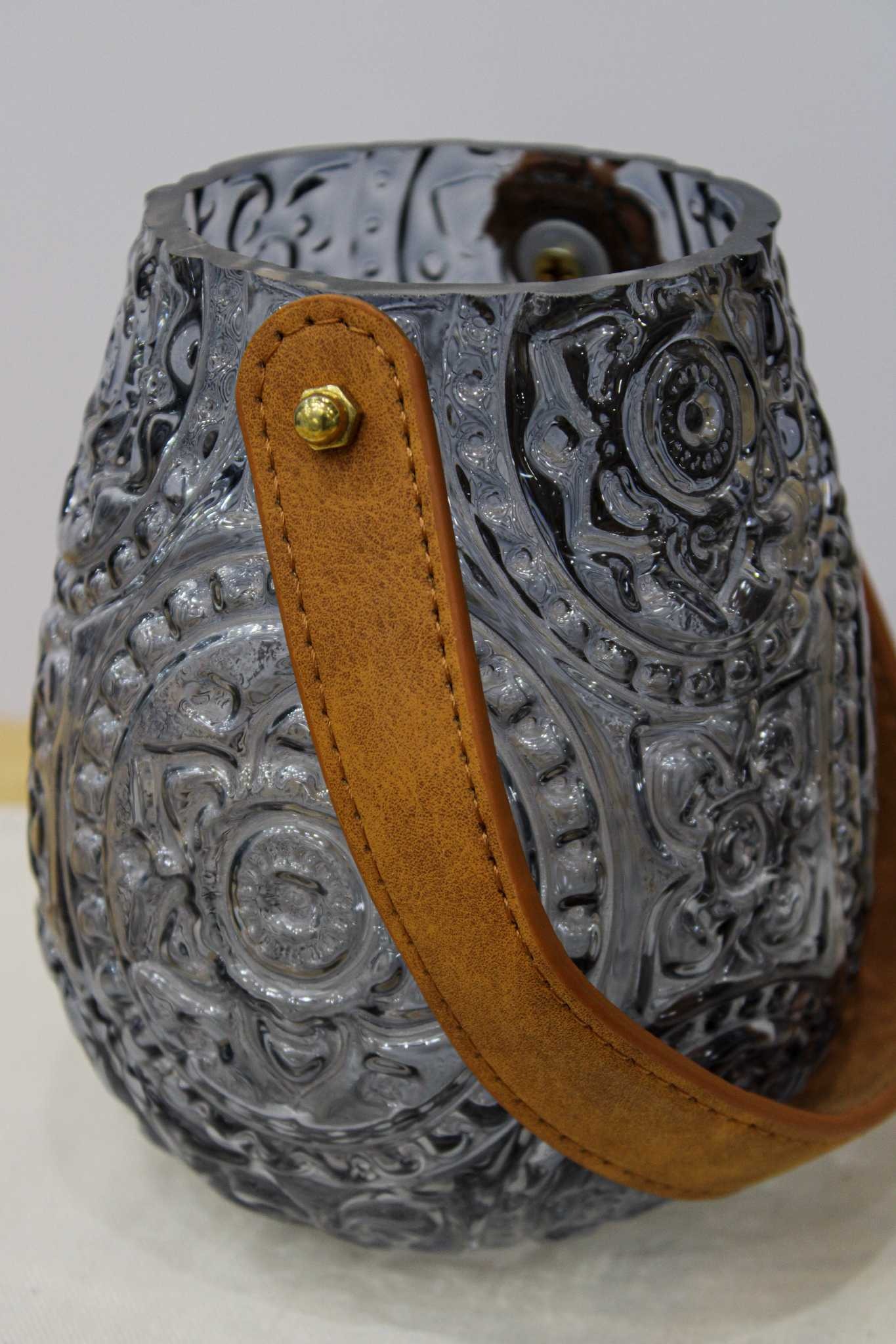 گلدان دسته چرمی