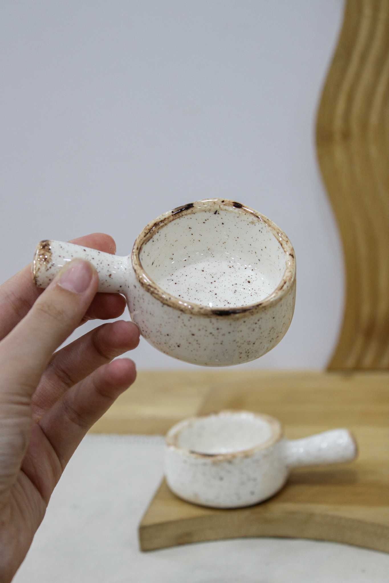 سس خوری روستیک شیری