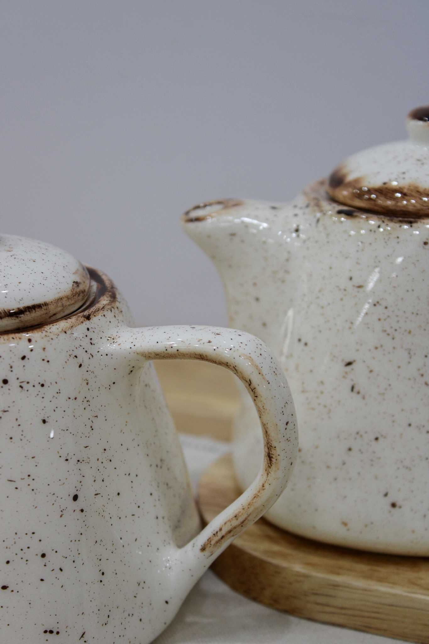 قوری روستیک شیری
