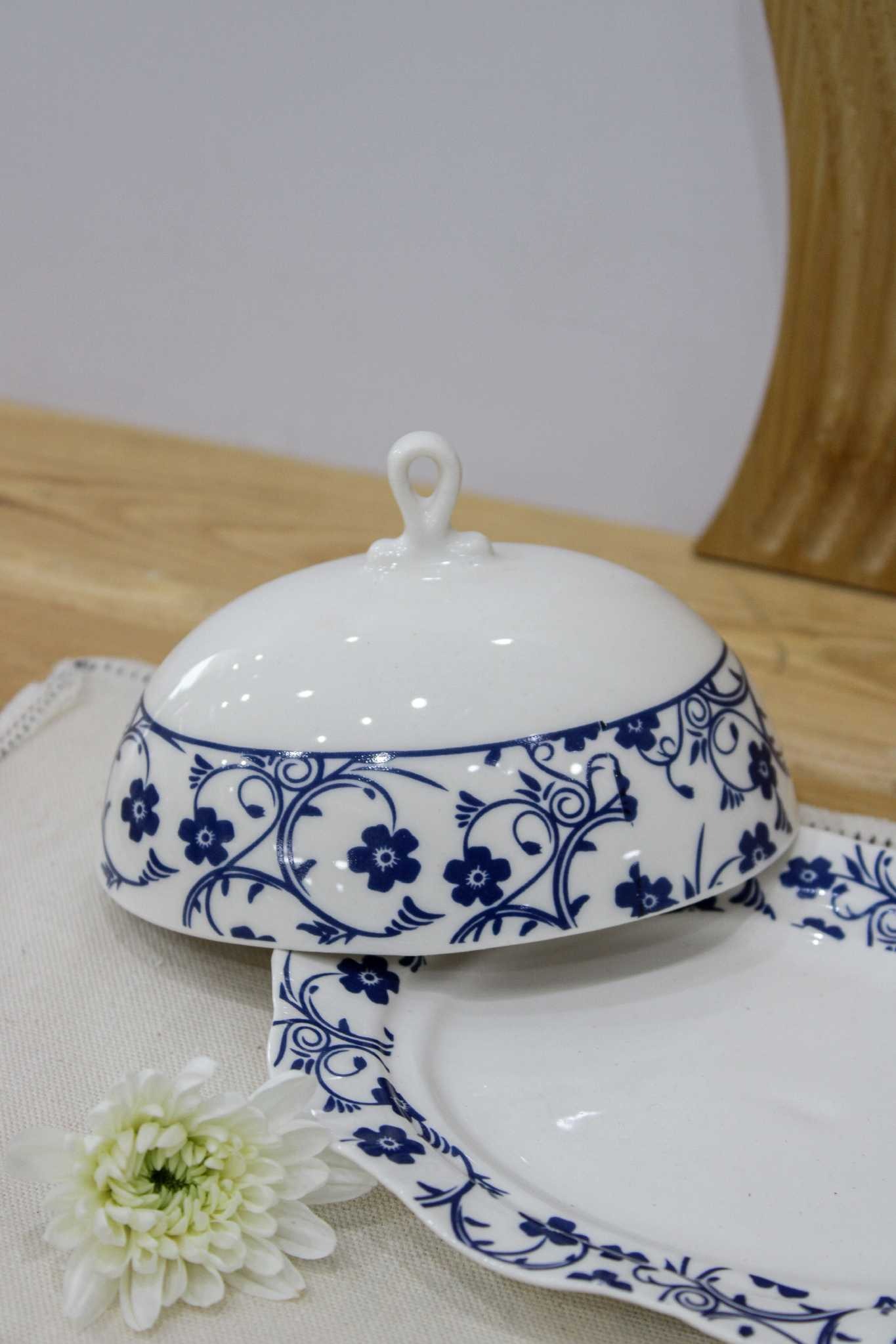 کره خوری گل آبی